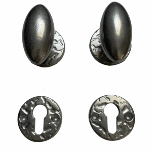 poignée ovale alu naturel sur rosace cylindre